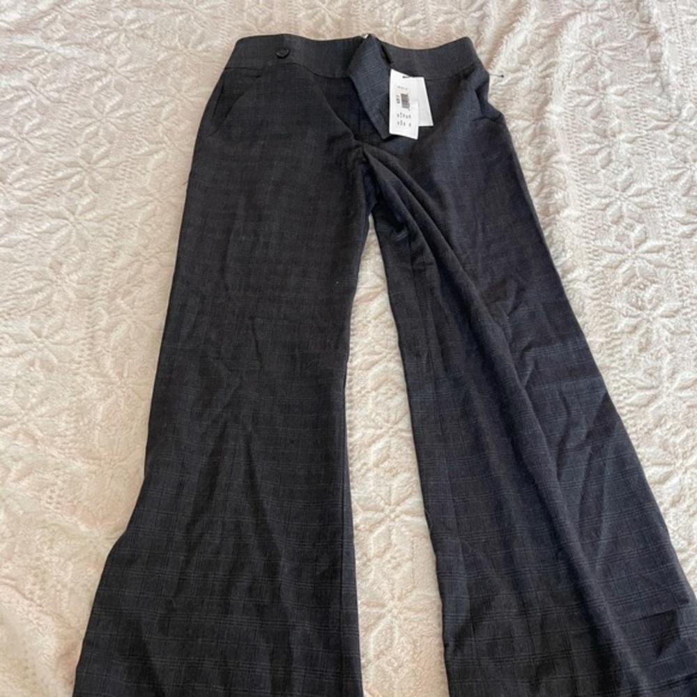 SOLD| NWT sz 2 Calvin Klein plaid pants